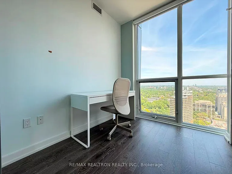 1 Yorkville Ave #3408 — Photo 13