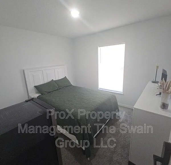 304 Avenue P NW — Photo 12