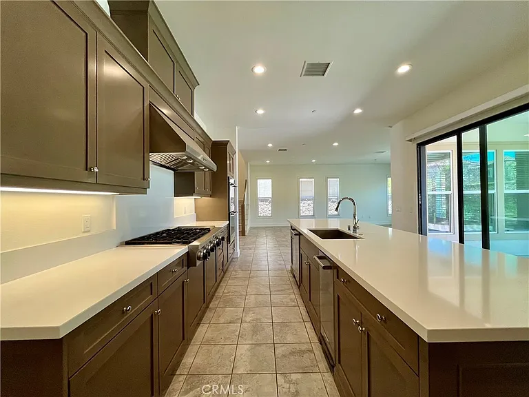 12040 Estrella Pl — Photo 11