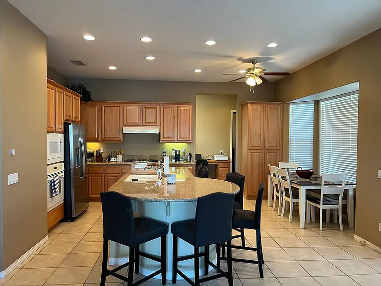 99 Shoreline Dr — Photo 6