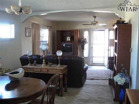 5th image of 207 S Harston St