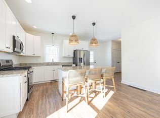 36 Eisenhower Drive, Rochester, NH 03867