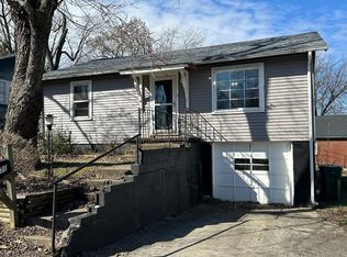 71 Mitchell Hill Dr, Madisonville, KY 42431