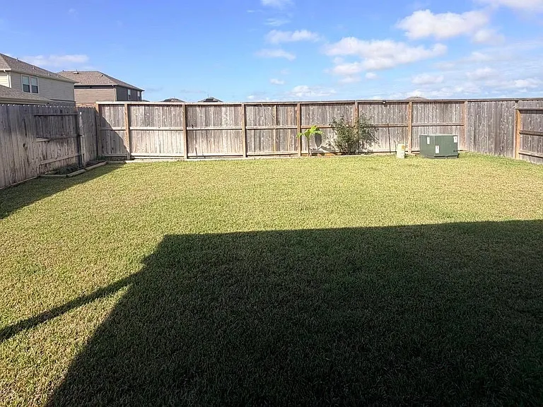 8311 Wave Arbor Dr — Photo 10