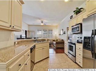 680 Spring Cove Dr, Baton Rouge, LA 70810