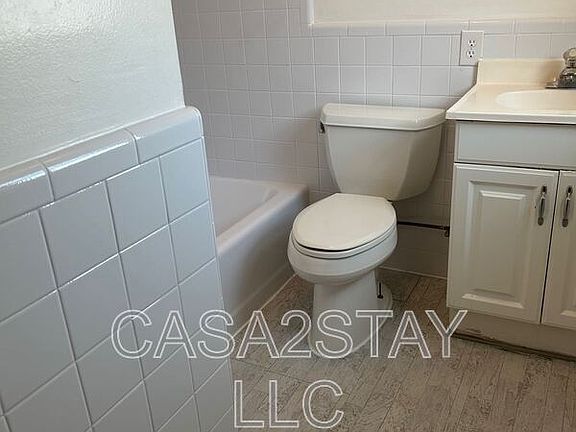4th image of 4917 Vincennes St APT 1