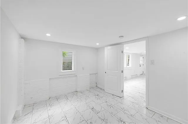2340 Broadway St — Photo 28