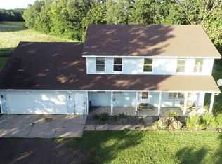 15260 360th St, Center City, MN 55012