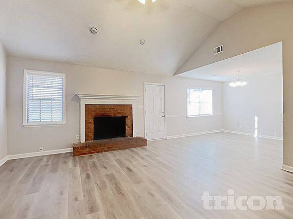 2nd image of 11069 Hunters Ln