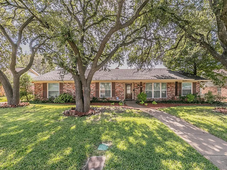 4349 Whitfield Ave, Fort Worth, TX 76109 | Zillow