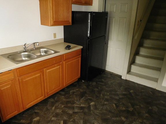 3rd image of 417 N Chapel St #1