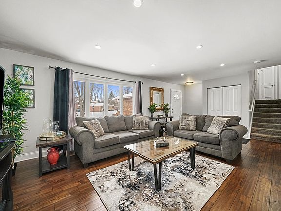 2nd image of 22921 Bruce Dr