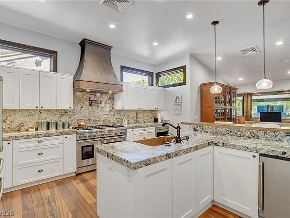 3rd image of 1705 Saint Andrews Ct