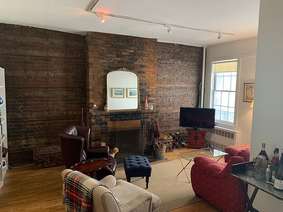 1st image of 350 W 15th St #2A