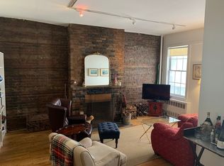350 W 15th St #2A, New York, NY 10011