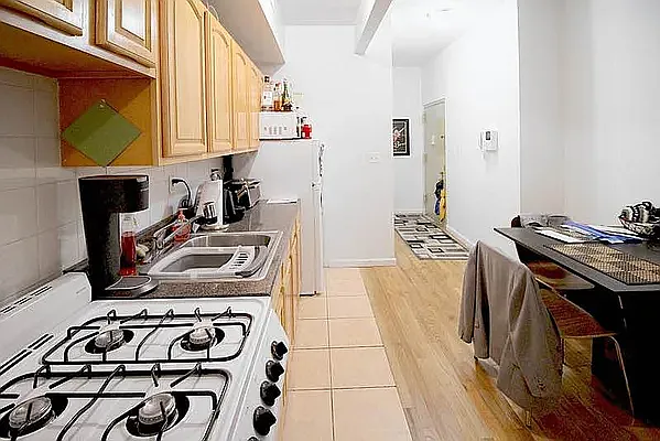 Rented by J Misrahi Realty Corp | media 8