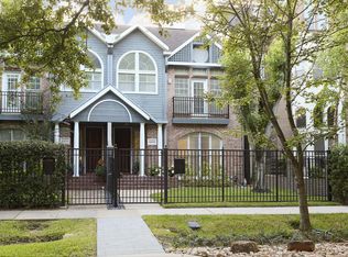 6207 Rodrigo St #B, Houston, TX 77007