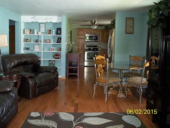 3rd image of 2309 Wilson Ave