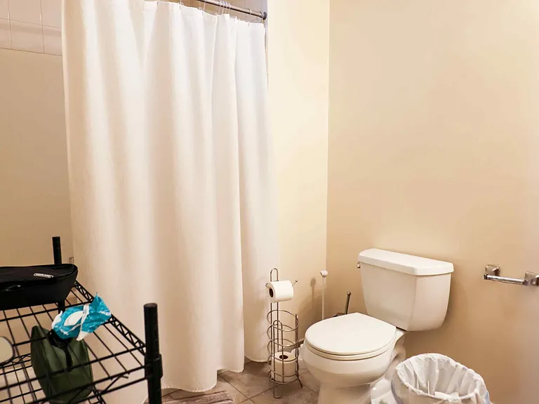 34 Raymond St #34 — Photo 13