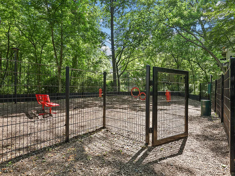Hunt Club — Photo 21