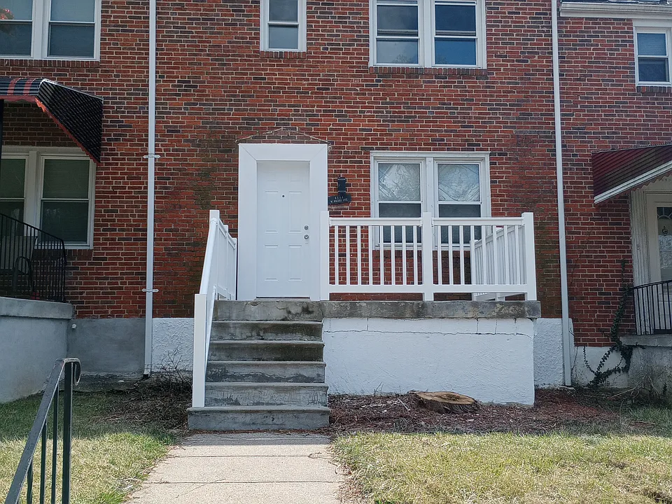4121 W Rogers Ave