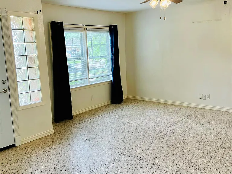 7018 Rook Blvd — Photo 2