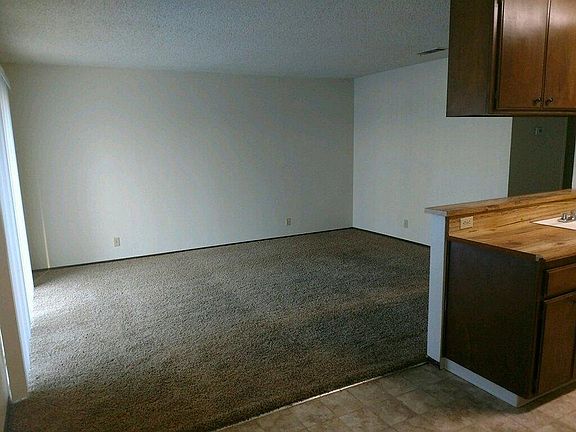 5th image of 1290 Forestwood Dr APT 1