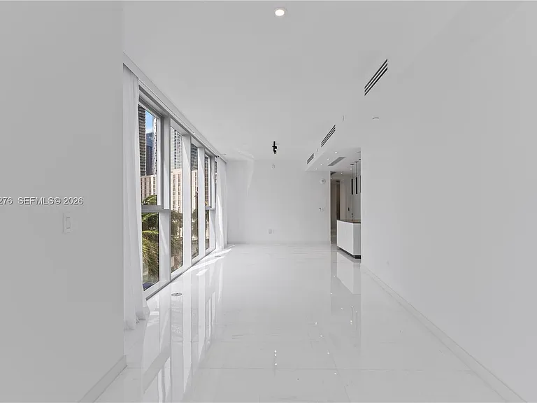 300 Biscayne Boulevard Way #804 — Photo 12