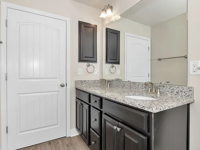 130 Tybee Dr — Photo 32