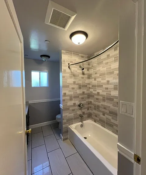 744 Oak St #10 — Photo 15
