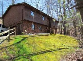 747 Echo Rd, South Charleston, WV 25303