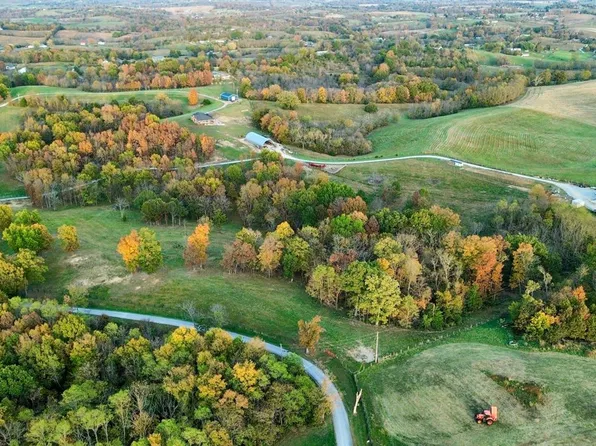 1416 Junction Pike, Berry, KY 41003
