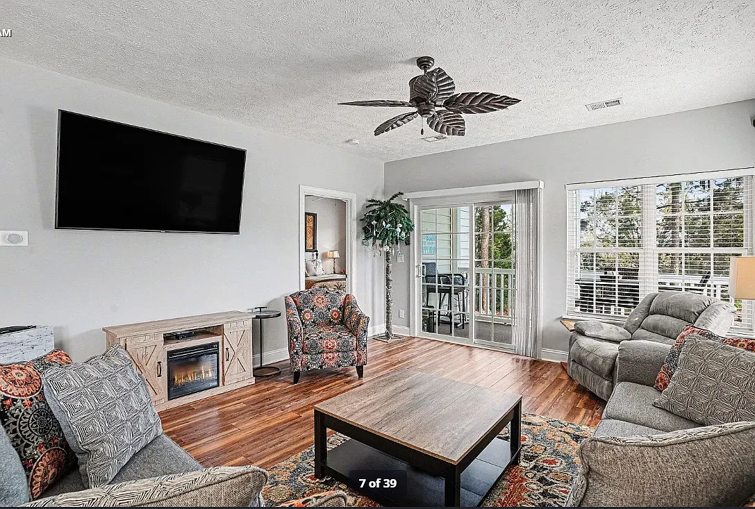 3 bed, 1263 sqft, $1,900 — Photo 4