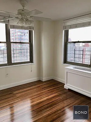 Rented by Bond New York | media 3