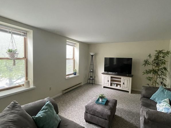 329-331 E. Main St., 329-331 Main St E #3, Palmyra, NY 14522
