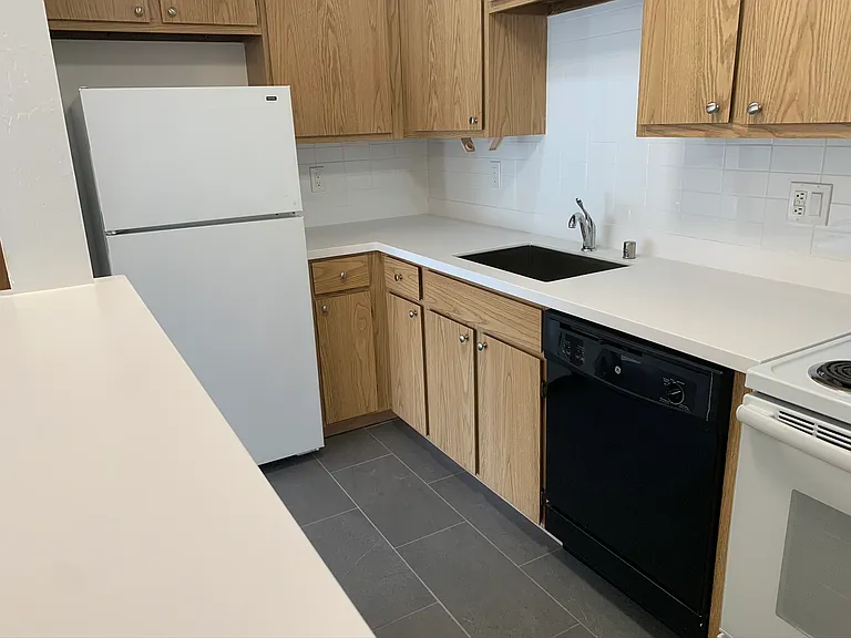 575 Cole St #201 — Photo 8