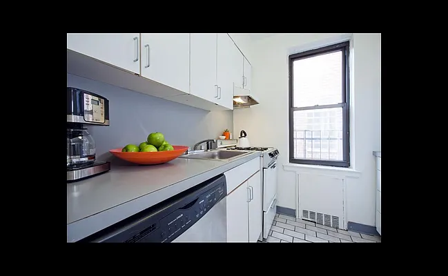 Sold by Douglas Elliman | media 7