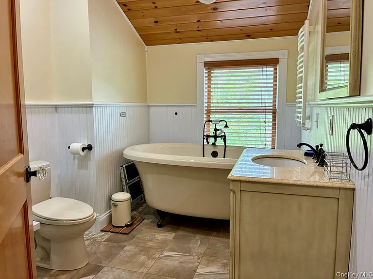 96 Bruceville Rd — Photo 17