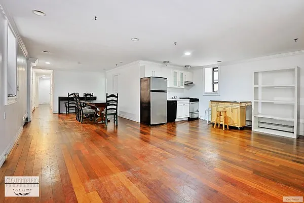 Rented by Charles Coutinho LLC | media 21