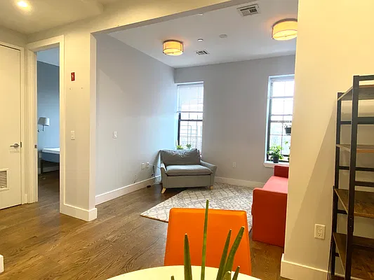 Rented by Compass | media 28