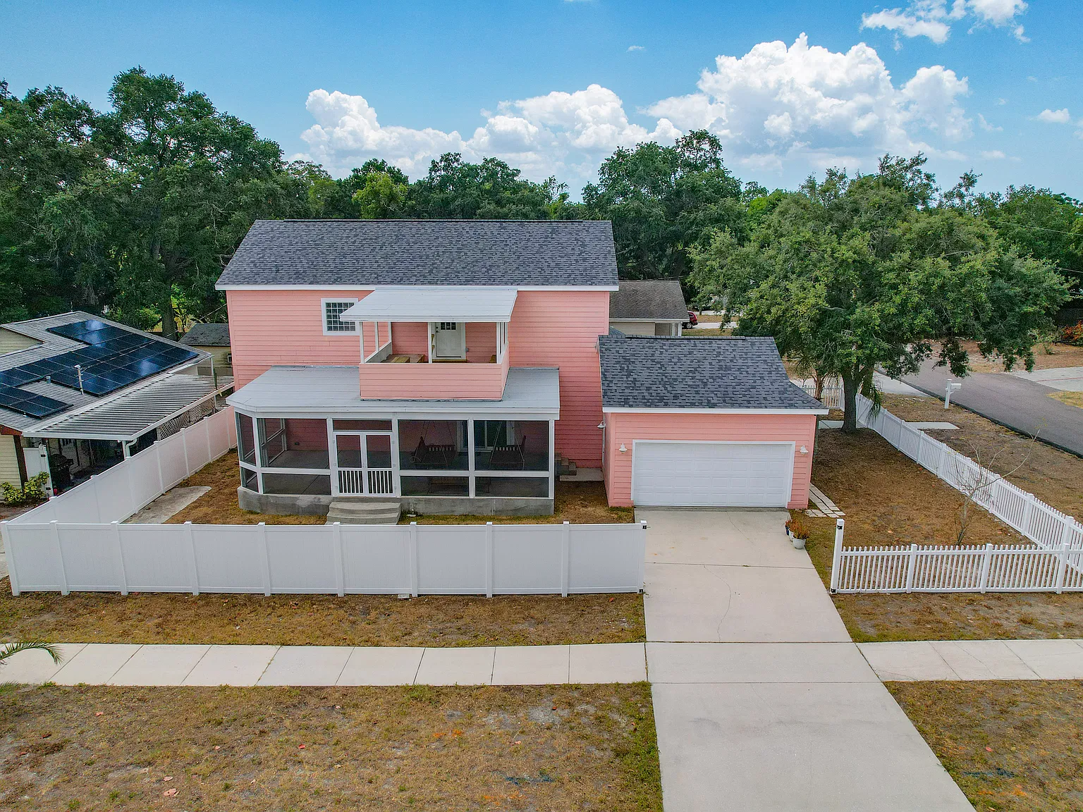 4 bed, 2376 sqft, $3,500 — Photo 2