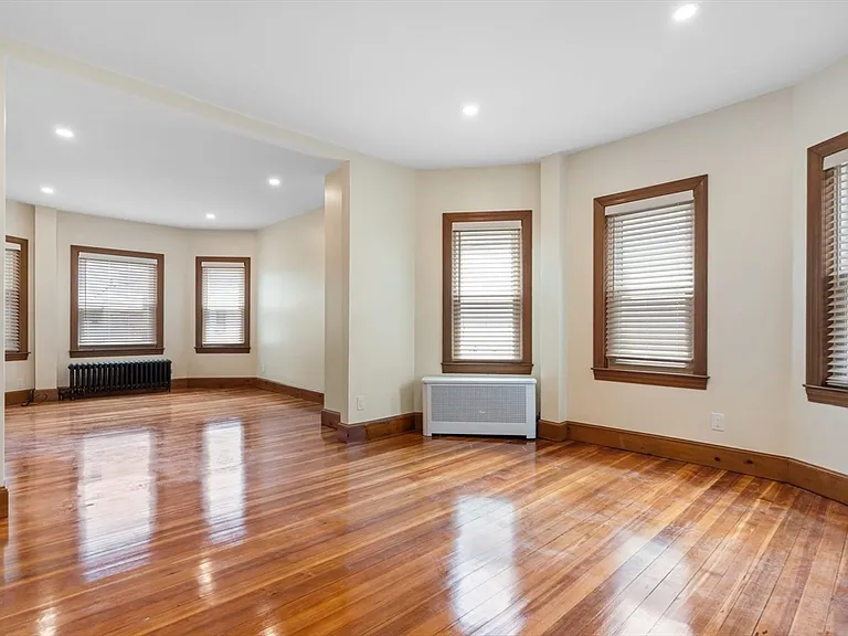 62 Vernal St #3 — Photo 17