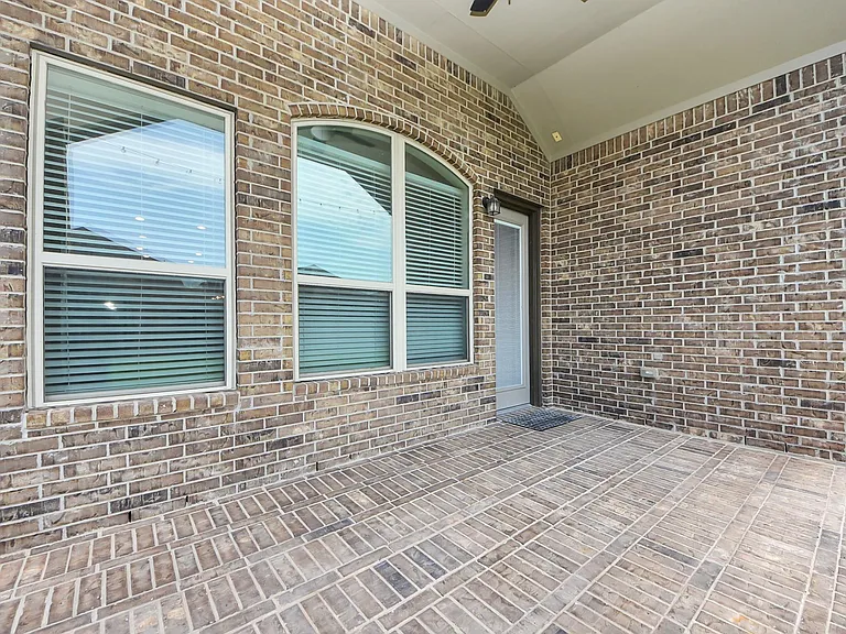 2547 Granberry Point — Photo 39