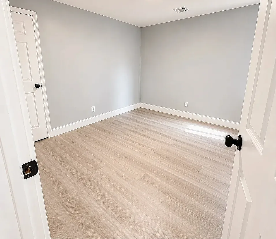 4 bed, 1.5 bath, 1200 sqft, $2,550 — Photo 3
