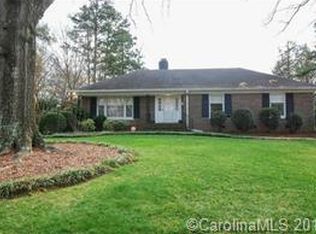 3716 Sulkirk Rd, Charlotte, NC 28210
