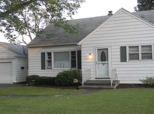 246 W Ivy St, East Rochester, NY 14445