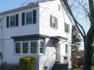 6911 Westhampton Dr, Alexandria, VA 22307