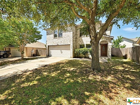 2nd image of 2405 Ayes Ct