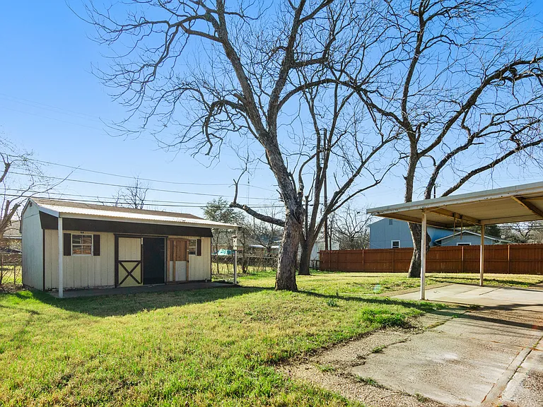 102 S Rita St — Photo 34