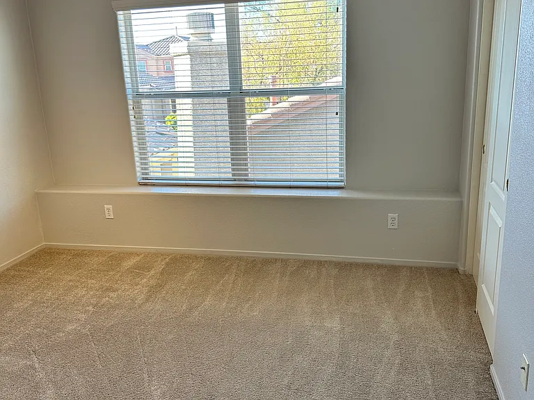 8819 Ashley Park Ave — Photo 13